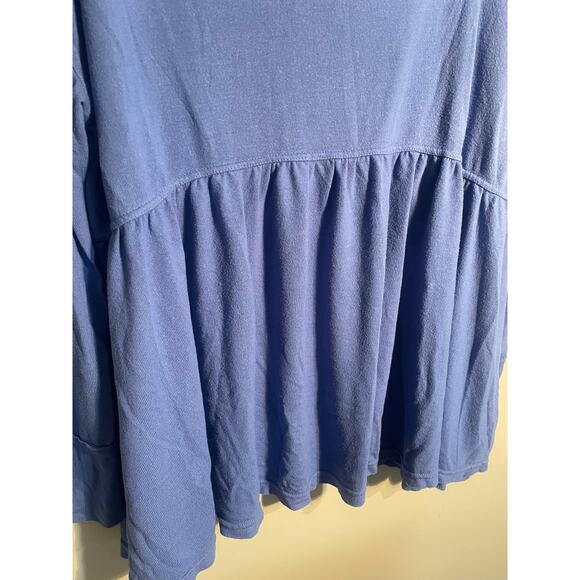 Free People Forever Your Girl Slouchy Top in Blue Size Medium - Picture 4 of 9